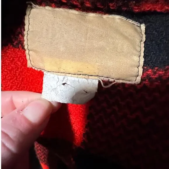 Vintage Red and Black Buffalo Plaid Wool Blend Zip Up Jacket Heavyweight Unisex - Picture 9 of 9